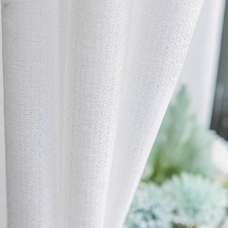 DL9530 is a flame-retardant, privacy-blocking, UV-cut, mirror lace curtain with a soft texture.