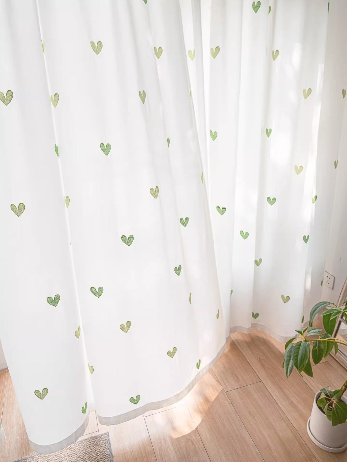 Light-filtering and UV-cut lace curtains, custom size available in 1cm increments DL100001