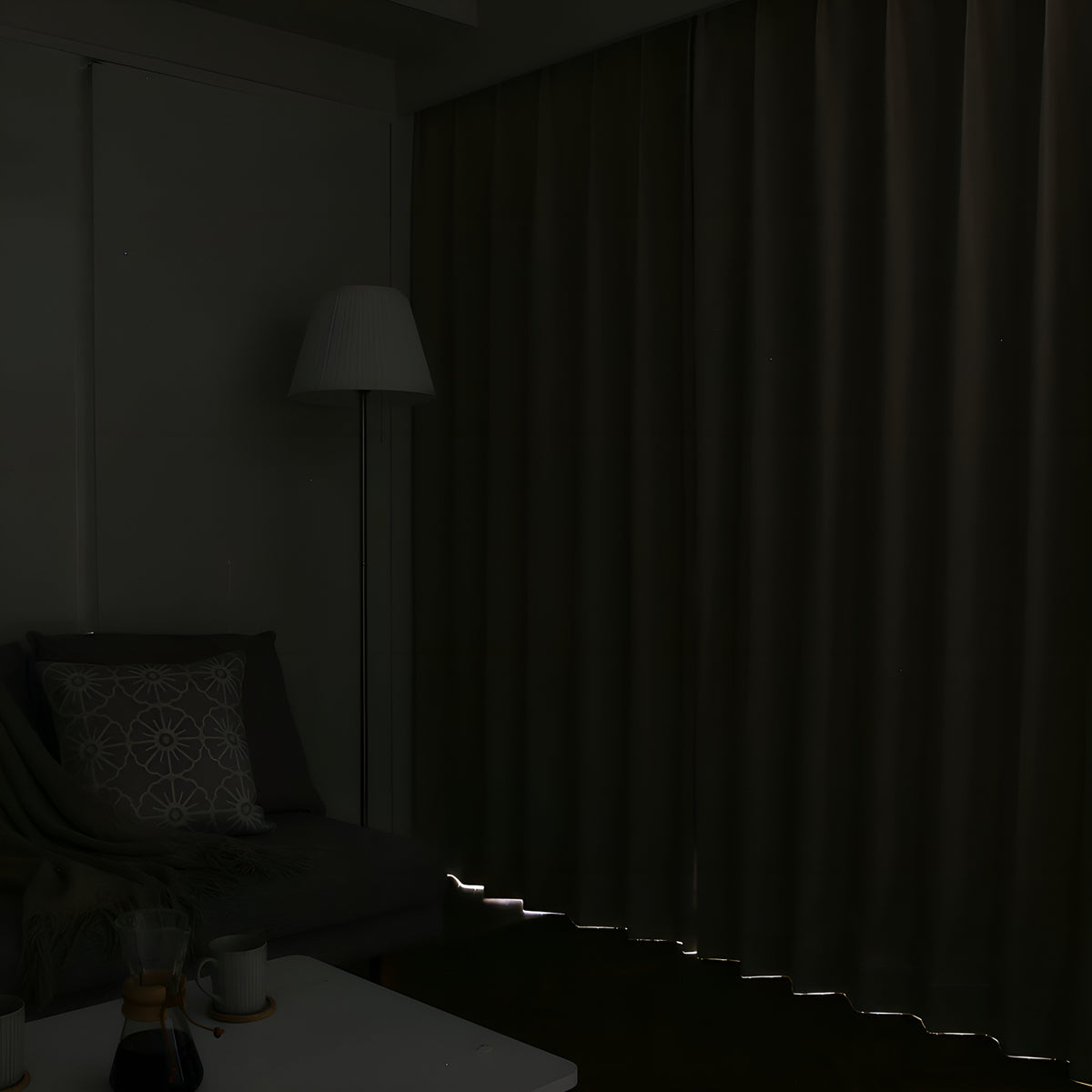 Soundproof, heat-insulating, completely blackout bedroom curtains. Available in 6 colors. Width and height can be customized to the nearest 1cm. Part number 8662-1